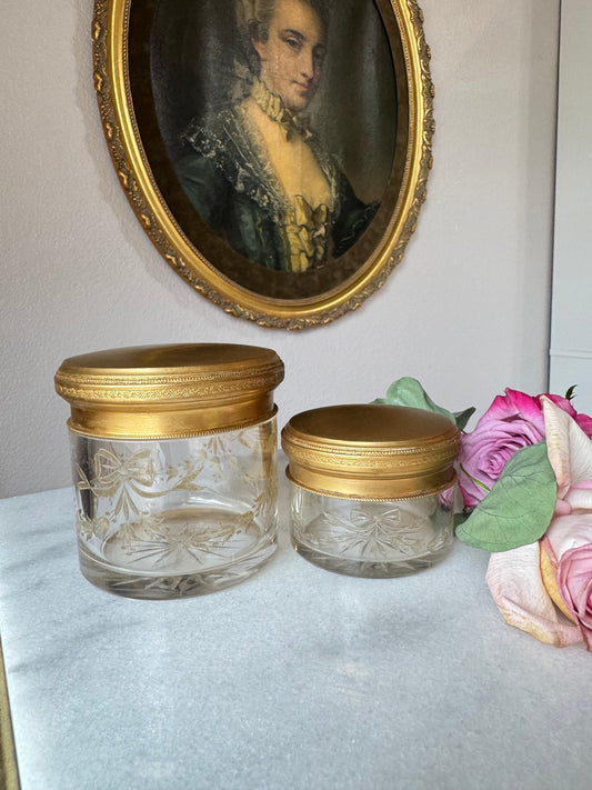 Bow Etched Crystal Vanity Jar with Gilt Lid - Small