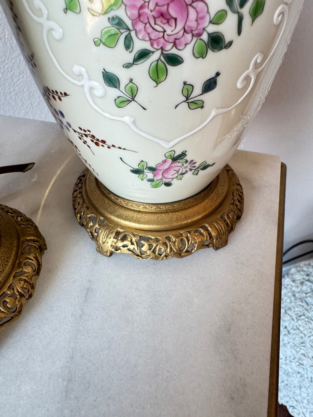 Samson Armorial Porcelain Urns - Pair
