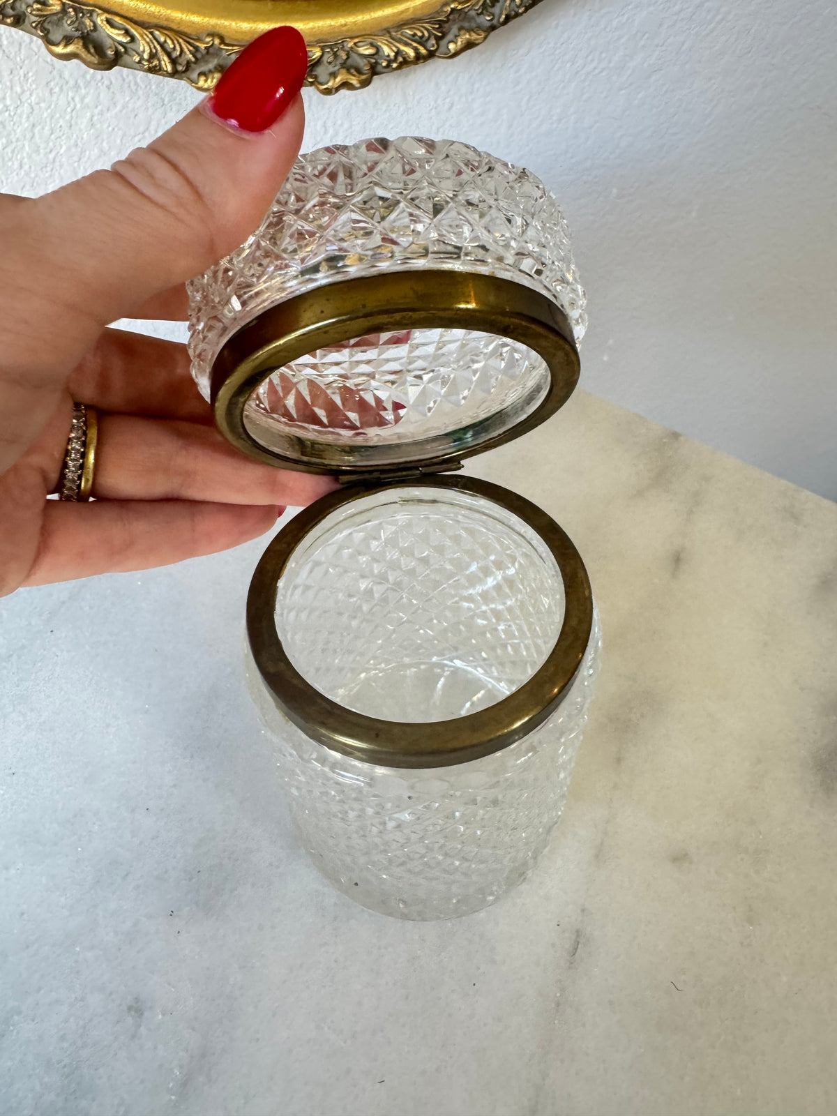 Diamond Point Crystal Casket Box