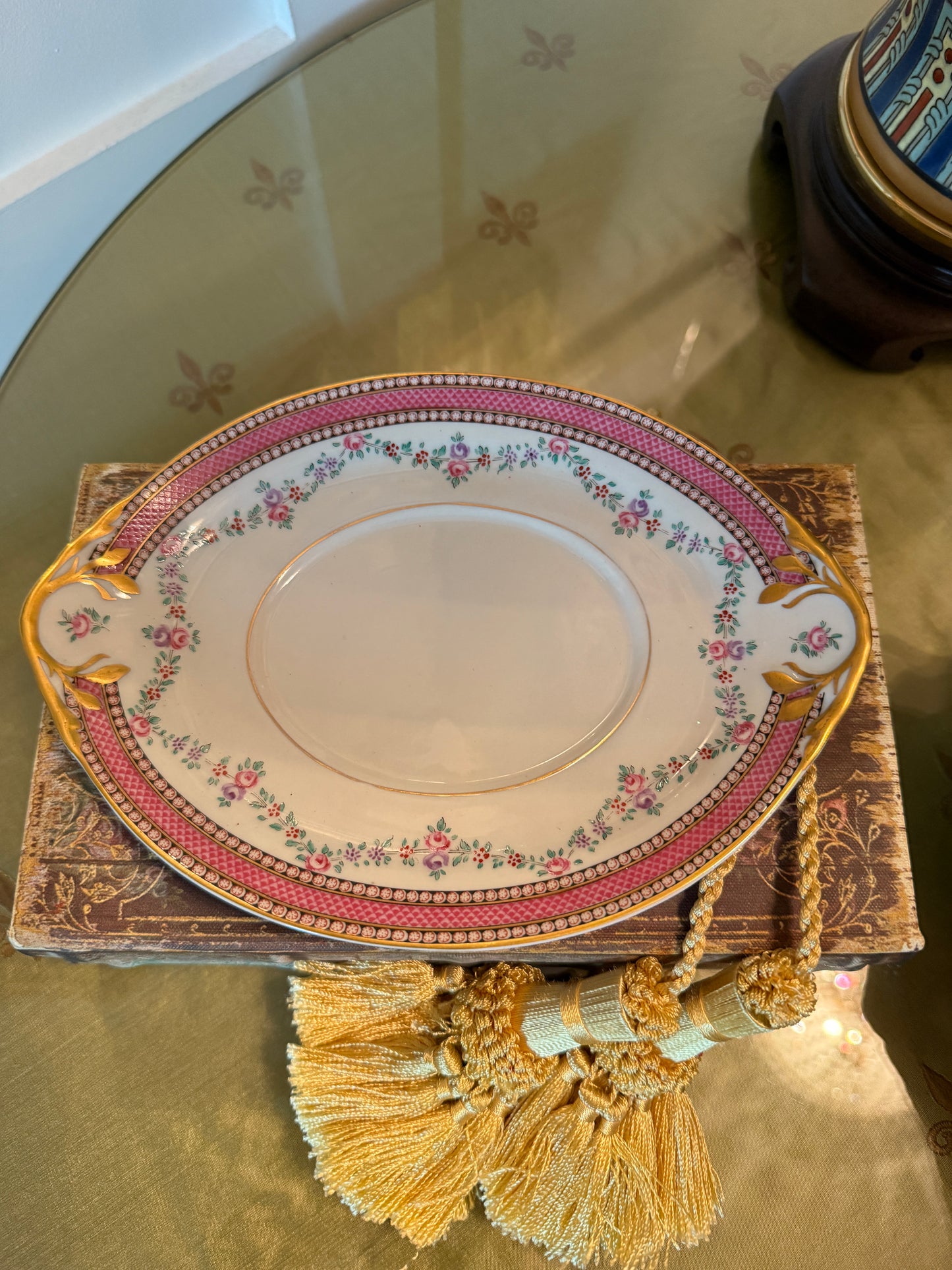 Vista Alegre Tureen Candle — Balsam, Eucalyptus & Wild Berry