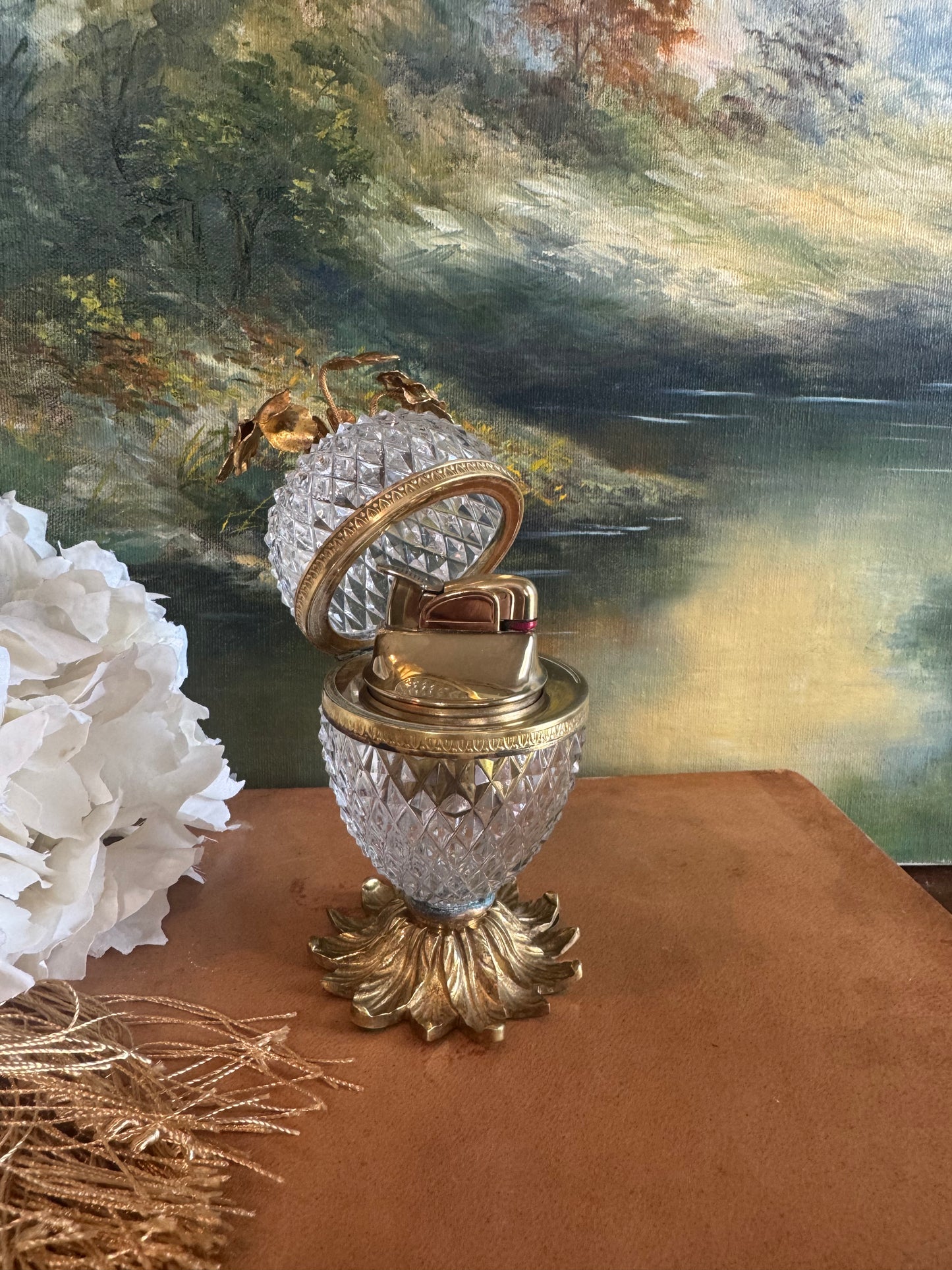 Diamond Point Crystal Lighter with Floral Finial