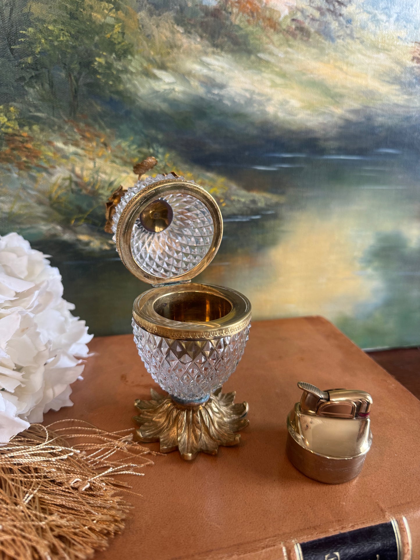 Diamond Point Crystal Lighter with Floral Finial